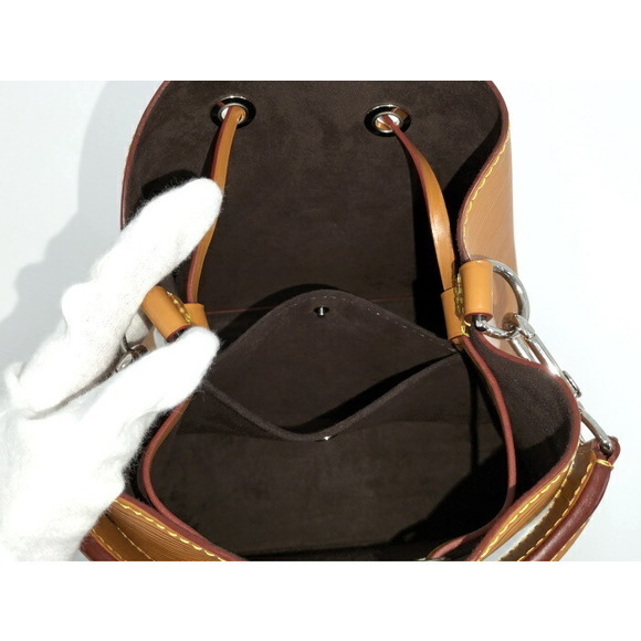 Louis Vuitton NeoNoe BB Epi Goldmiel Shoulder Bag - Picture 9 of 9